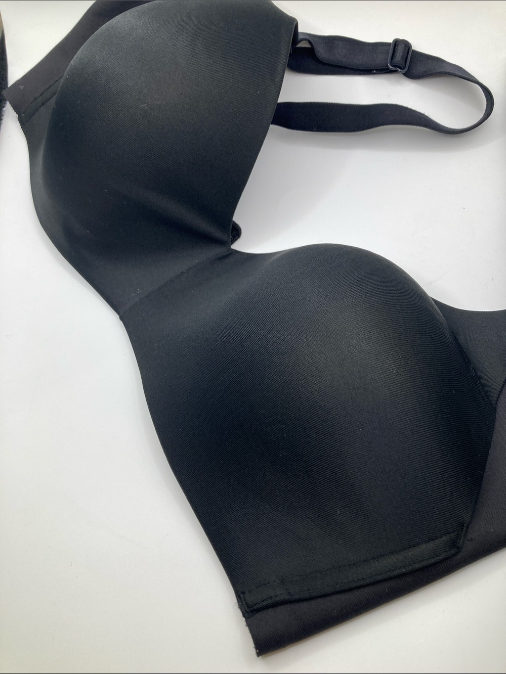 Warner's No Side Effects Black Wireless Padded Bra Size 40B Lingerie Intimates